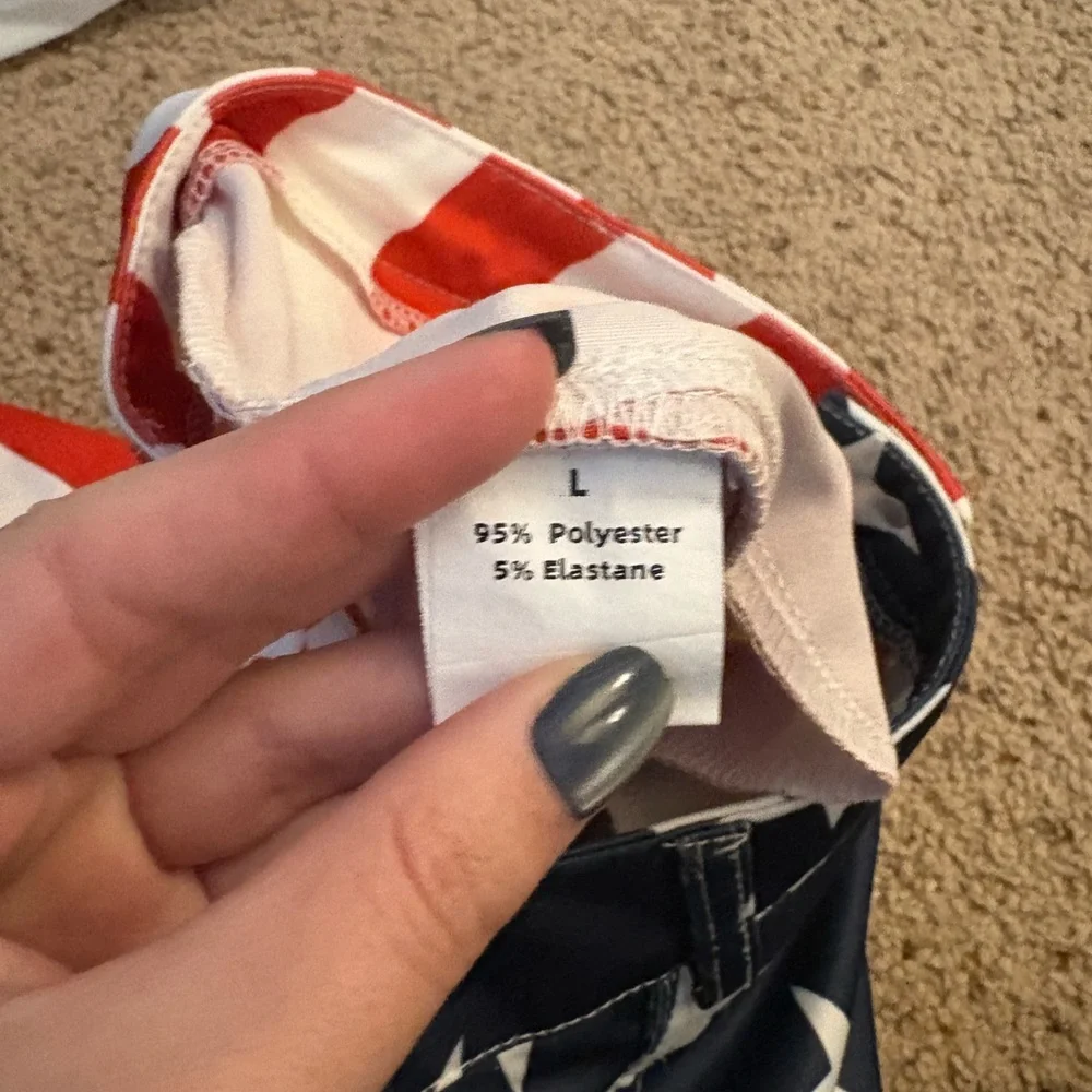 Women's Patriotic Stars and Stripes Pants - Picture 6 of 6